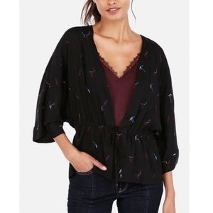 🆕 Express Women’s Cinched Waist Kimono Top Black with Feathers